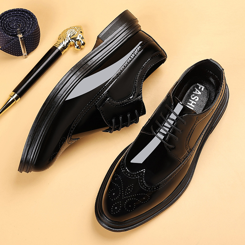 Leather Work Oxfords - รองเท้าหนังแก้วผู้ชายแบบ Brogue ผูกเชือก ทรง Oxford พื้นหนา
